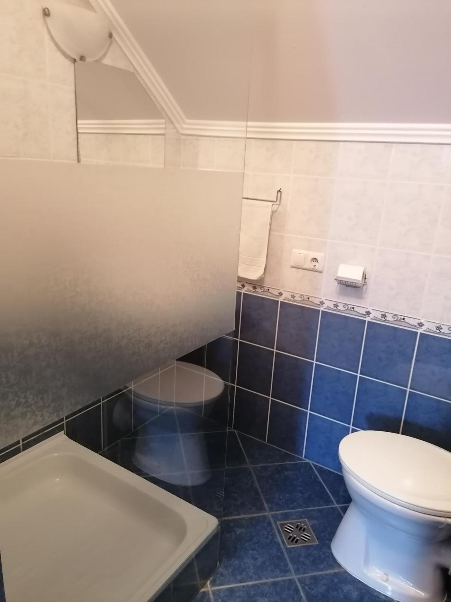 Iglodi Panzio Hotel Kunszentmarton Bagian luar foto